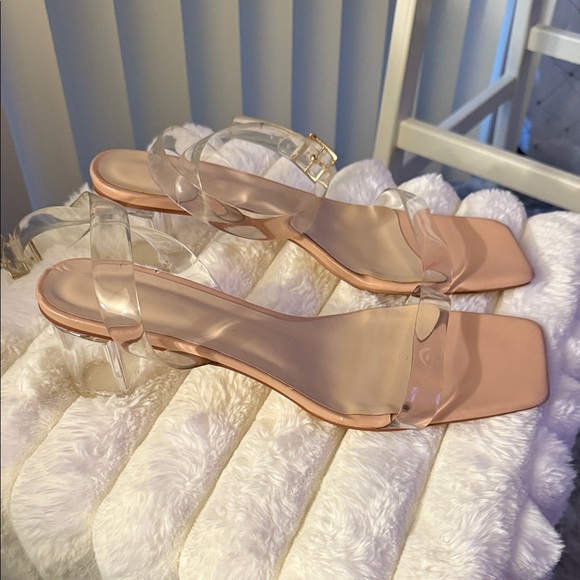 Chic Transparent Strap Heels - Picture 2 of 5